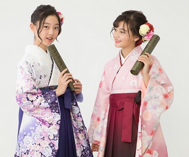 小学生の女の子が卒業式で袴を着る場合の注意点 | 卒業はかまレンタル