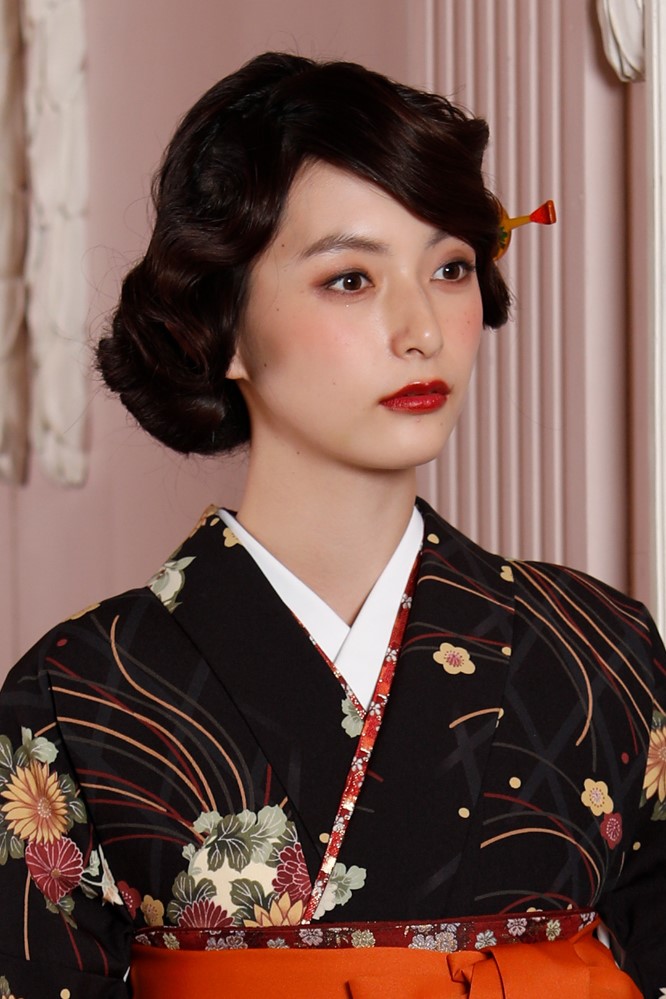 卒業式の袴スタイルに似合う、髪飾りの選び方 | 卒業はかまレンタル 袴 