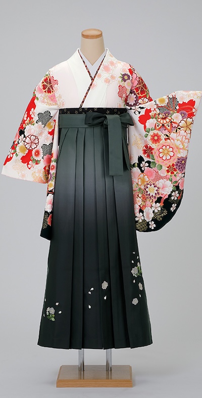 推しカラー「白色」の着物コーデ04例